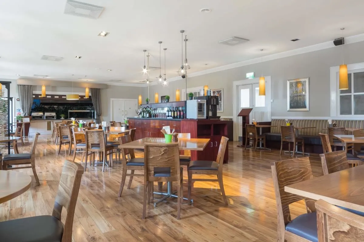 Business 3 image PARK INN BY RADISSON SHANNON AIRPORT