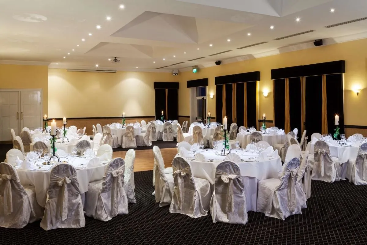 Business 21 image PARK INN BY RADISSON SHANNON AIRPORT