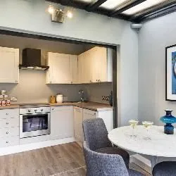 Business 1 image PAUL TOBIN ESTATE AGENTS