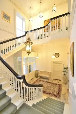 Business 1 image DOMINICK COURT