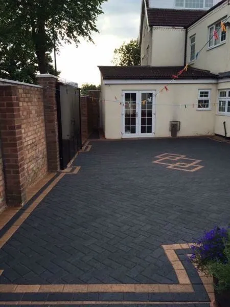 Business 9 image DRIVESTONE PAVING