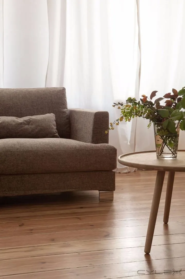 Business 4 image THE SOFA ROOM