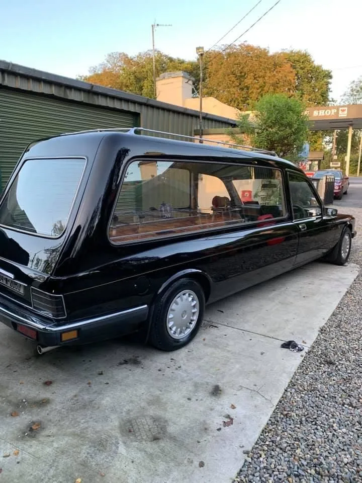 Business 2 image OLIVER CURTIS & SONS FUNERAL DIRECTORS